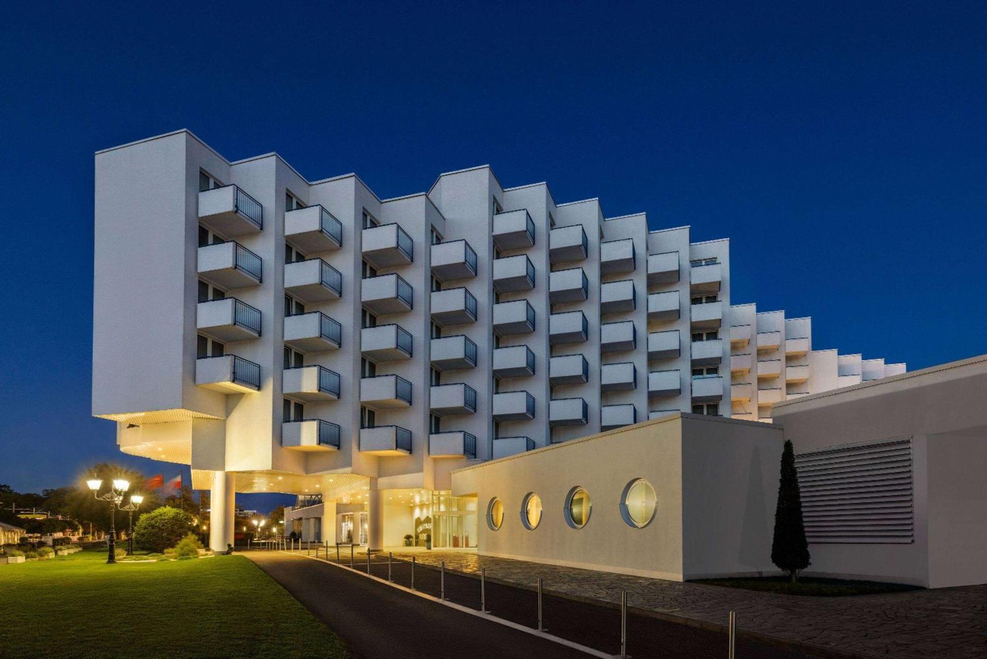 Vienna House By Wyndham Amber Baltic Miedzyzdroje Ξενοδοχείο Εξωτερικό φωτογραφία